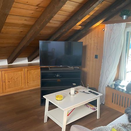 Dachwohnung In Der Mitte Von Laax-Dorf Exteriér fotografie