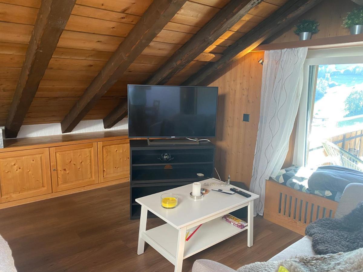 Dachwohnung In Der Mitte Von Laax-Dorf Exteriér fotografie