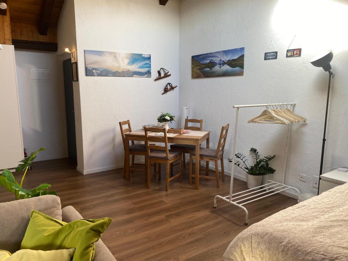 Dachwohnung In Der Mitte Von Laax-Dorf Exteriér fotografie